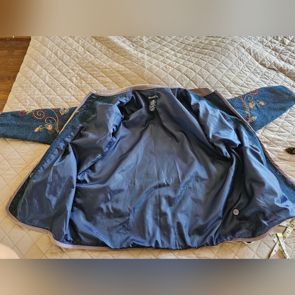 Denim & Co Embroidered Boho Floral Dark Blue Jacket with Button Closure Sz XL - Picture 9 of 9